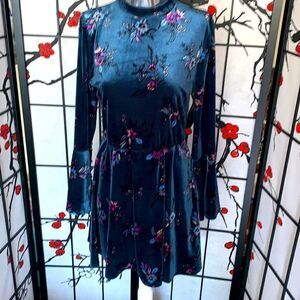 C label velvet blue floral dress size Small with bell sleeve
